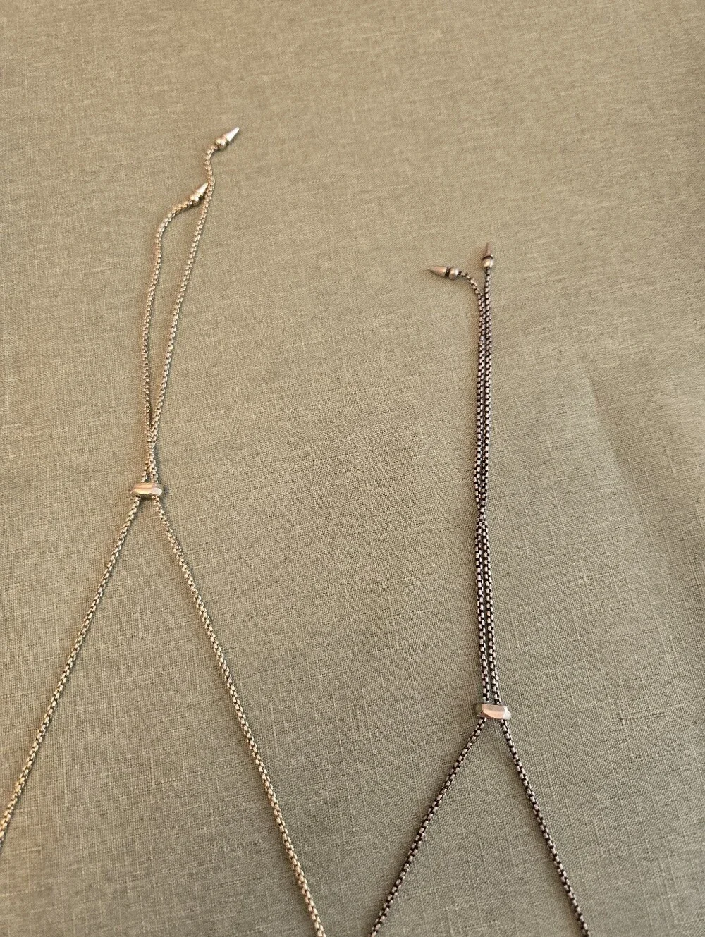 Kendra Scott bulk. 12 necklaces and 6 rings Various metals and conditions - Picture 9 of 11